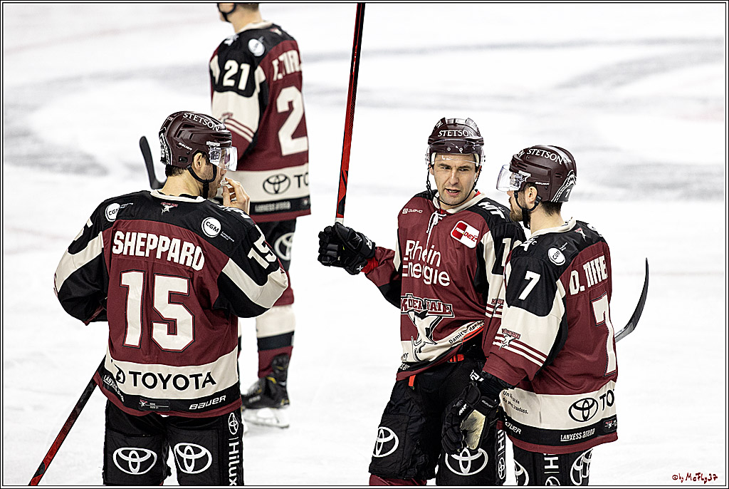 PENNY DEL;  Koelner Haie - Nuernberger Ice Tigers; Koeln, 25.03.2021